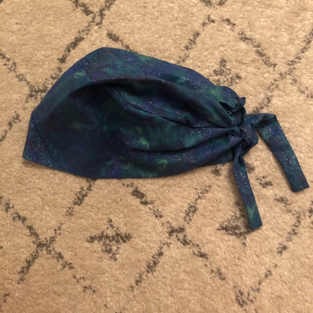 Blue camo glitter print surgical cap - Picture 2 of 6